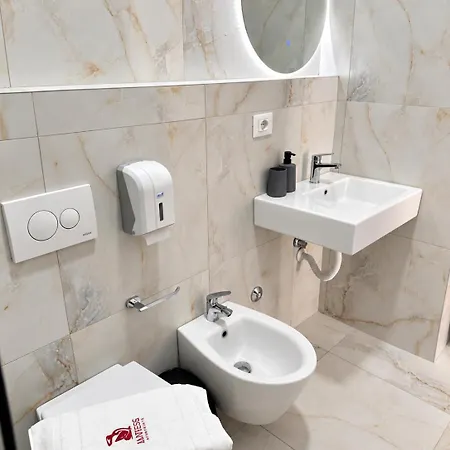 Matisse No36 - 2 Bedroom With Parking At Aura Complex Tiran