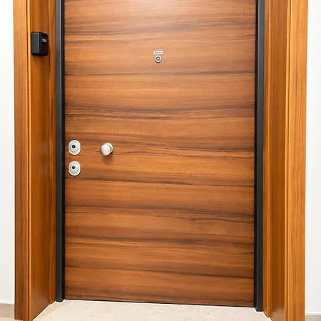 Matisse No36 - 2 Bedroom With Parking At Aura Complex Tiran